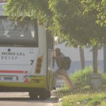 Los colectivos urbanos e interurbanos funcionan este jueves de manera normal