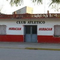 Club Huracán: impiden ingreso a la cancha y vecinos juntan firmas contra el proyecto inmobiliario
