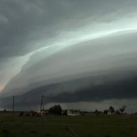 Anuncian lluvias y tormentas para la madrugada en el centro de la provincia