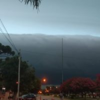 Alerta en el centro santafesino: advierten por tormentas fuertes, ráfagas y posible granizo