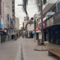 Crecen los locales vacíos en Santa Fe y alertan por la crisis del comercio