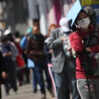 La desocupación subió al 7,5% en el último trimestre de 2025 y golpea con más fuerza a los jóvenes