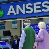 ANSES oficializó un aumento del 3,38% para jubilados y pensionados en mayo