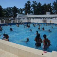 Malestar por la rotura del sistema de filtrado de la pileta del Polideportivo Municipal de Recreo