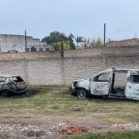 Misterio en Santa Fe: dos vehículos incendiados aparecieron y se busca a sus dueños