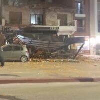 Un muerto y varios heridos tras colapsar el techo del primer piso de un edificio en Córdoba