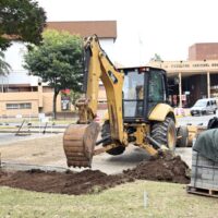 Con un 90% de avance, se ultiman los detalles del tercer manda peatón en la Costanera