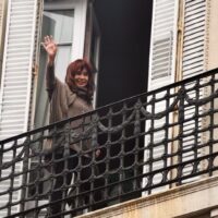 La Justicia dispuso la prisión domiciliaria para Cristina Kirchner