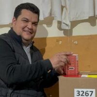 Un intendente electo fue denunciado penalmente por prometer un sorteo si ganaba