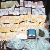 Tres detenidos y droga secuestrada en Campo San José de Recreo