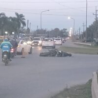 Dos heridos tras colisionar dos motos en Monte Vera