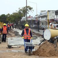 Acuerdo Capital: Poletti recorrió los avances de la obra del cantero central de Aristóbulo del Valle