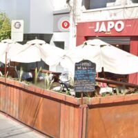 Empleada entró a un bar en Santa Fe, sacó un crédito con la cuenta del local y se fue del país