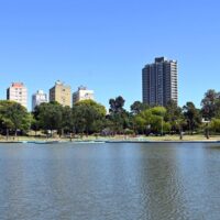 El Municipio continúa con las obras para mejorar las condiciones del lago del Parque del Sur
