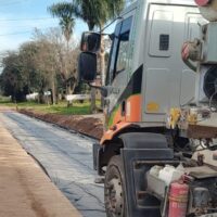 Se pavimenta otro  tramo de av. Mitre de Recreo