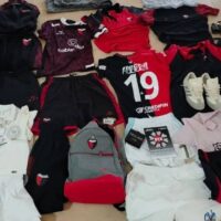 Identificaron a dos adolescentes por el robo en la casa del futbolista Luis Rodríguez