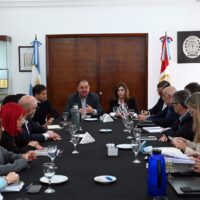 Poletti recibió a los concejales y les presentó el informe del Plan de Iluminación
