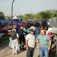 Recreo vivió una jornada con feria, música y autos en miniatura