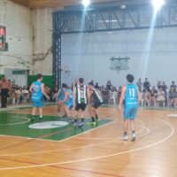 República del Oeste se quedó con el primer chico