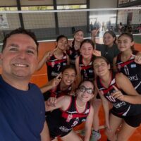 Huracán Vóley finalizó primero en el Grand Prix Sub 14 de Franck