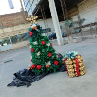 Recreo volverá a brillar con adornos navideños hechos con botellas plásticas