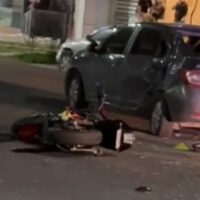 Murió un motociclista tras chocar con un auto en Facundo Zuviría y Castelli