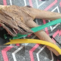 Detienen a un joven que lanzó droga con una gomera hacia la cárcel de Las Flores