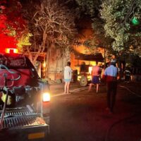 Incendio en un campo de Arroyo Aguiar: un tractor quedó destruido por las llamas