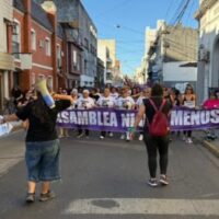 Multitudinaria marcha en Santa Fe por el 25N: el centro se tiñó de negro contra la violencia machista