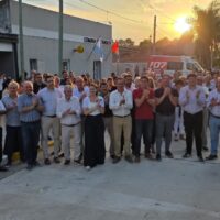 Candioti hizo historia: inauguró sus primeras cuadras de asfalto y renovó su centro de salud