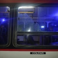 Dos colectivos dañados en un violento hecho en el norte santafesino