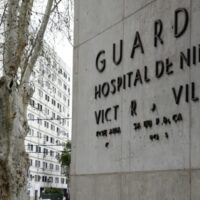 El director del Vilela dijo que las lesiones del bebé son compatibles con abuso