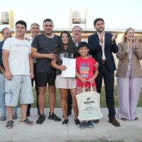 Pullaro entregó 12 viviendas en la localidad de Candioti