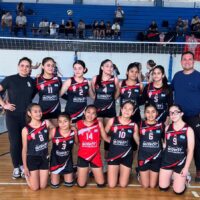 Huracán Vóley, subcampeón de la Liga Santafesina Sub-13 tras una intensa definición