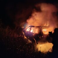 Se incendiaron dos autos en Rincón y Santo Tomé