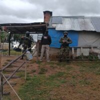 Detuvieron a dos puesteros por el doble asesinato en el río Coronda