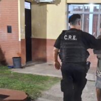 Detuvieron a un hombre tras un conflicto familiar en la calle