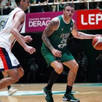 Ferro festejó en casa