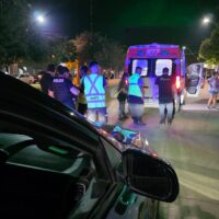 Recreo: motociclista con lesiones leves tras chocar contra un auto que salía de un garaje