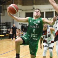 Barrio Parque recuperó la memoria contra Colón