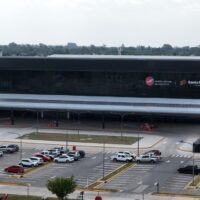 El Aeropuerto de Rosario suma vuelos y refuerza su red hacia destinos turísticos clave en invierno