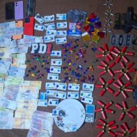 Detuvieron a una mujer y aprehendieron a otras dos tras allanamientos en Santa Fe