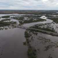 El río Salado alcanzó su pico de crecida en Recreo y comenzó a descender