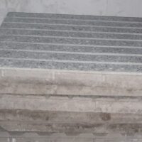 Detenidos por robar baldosas en una escuela de Santa Fe