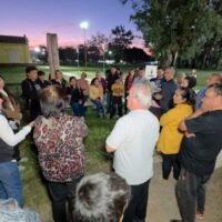 Vecinos de Monte Vera se movilizaron contra la tala de eucaliptos en la zona del ferrocarril