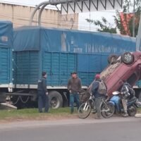 Fuerte accidente en el norte de la ciudad de Santa Fe: dos heridos fueron hospitalizados